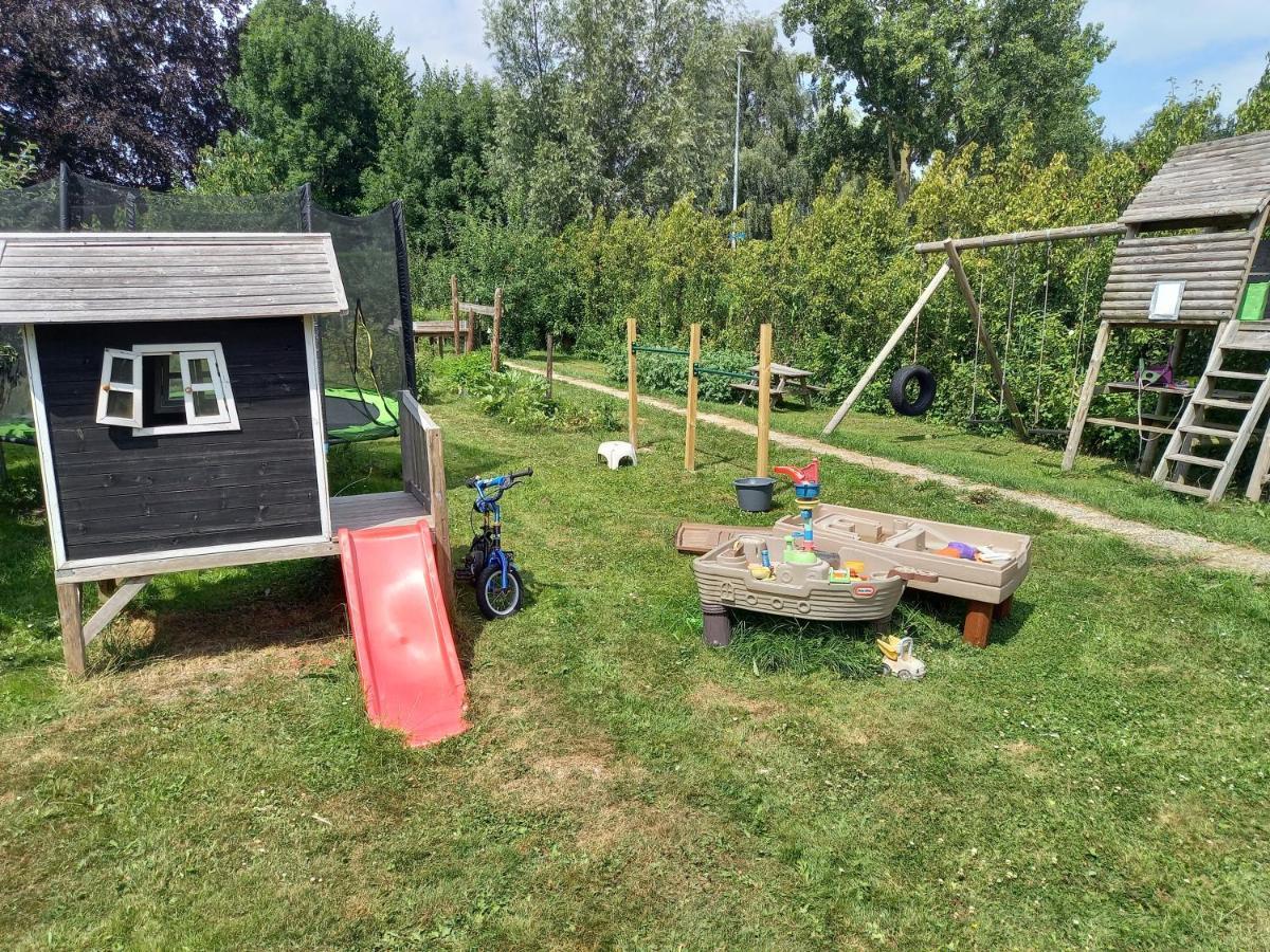 Pipowagen/Chalet De Oude Rijn Panzió Harmelen Kültér fotó